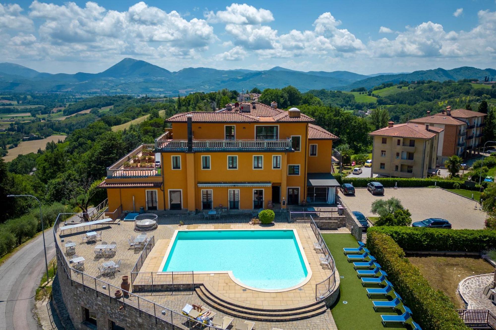 Fortebraccio Montone (Umbria) Exterior foto